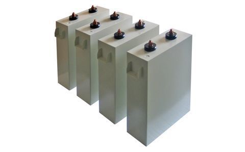 如何區(qū)分電容器的正負(fù)極？