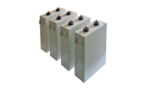 電容分別在直流、交流電路中，是如何充電放電的呢?